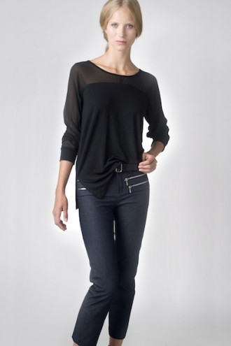 naja_lauf>gretha_bamboo_silk_tee